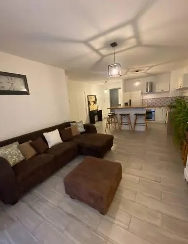 Superbe Appartement Avec Piscine L\'Ete